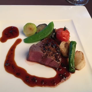 メイン