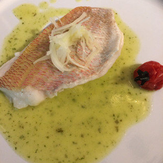 魚のメイン料理