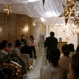 木のぬくもりを感じたチャペル