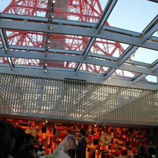 チャペルからの東京タワーです。ゲスト記念写真は必須です。