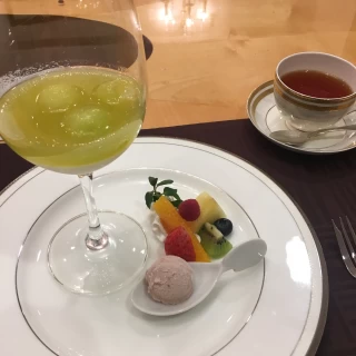 試食