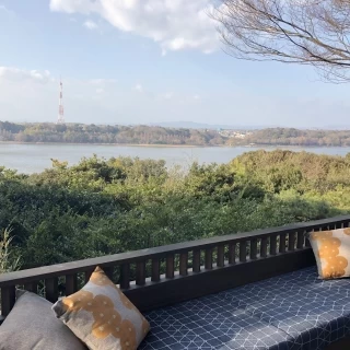 テラスにはソファもあります。
