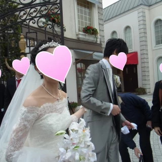 大階段を下りて