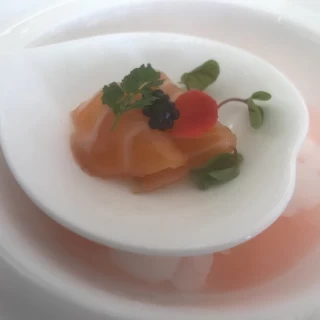 サーモンのマリネ