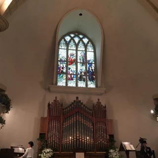 パイプオルガンが厳かな雰囲気でした