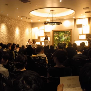 聖歌の演出も素敵でした