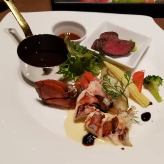 ブライダルフェアで試食した料理です