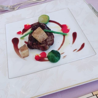 お肉料理