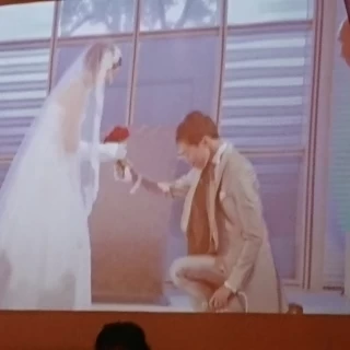 自然光が差し込むのであたたかい