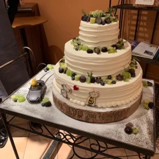 ウェディングケーキ