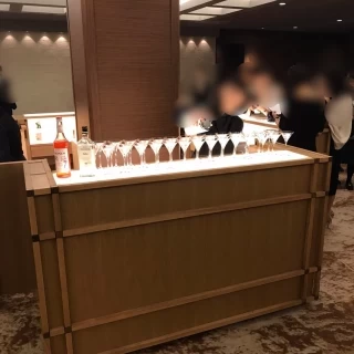 待合室のバー