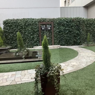 回廊から見たガーデン