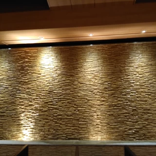 チャペルは水が流れていて、心が落ち着きました