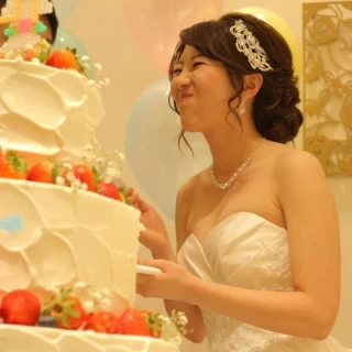 ケーキバイトで幸せいっぱい