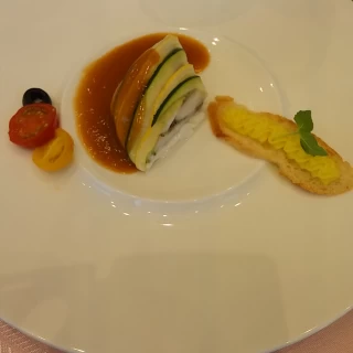 メイン魚料理