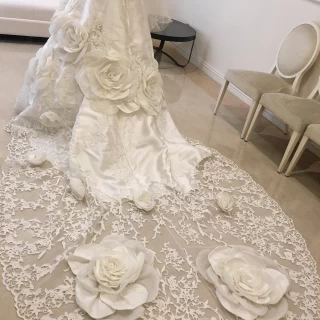 ドレス試着の際の写真です！