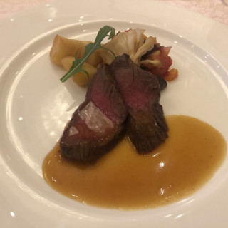 メイン
お肉料理