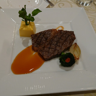 お肉料理