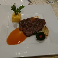 お肉料理