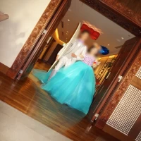 披露宴会場の入退場扉。リゾート感が溢れます！！