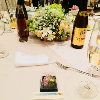 両家のオリジナル演出料理。情熱大陸風映像が面白かったです。