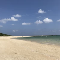 当日はとてもいい天気でした。ビーチ撮影は奥側で行います