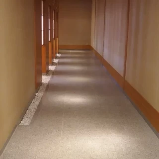 式場内ではめずらしい参道