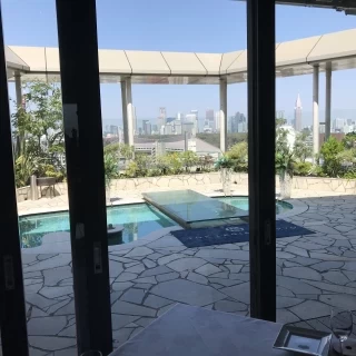 プール