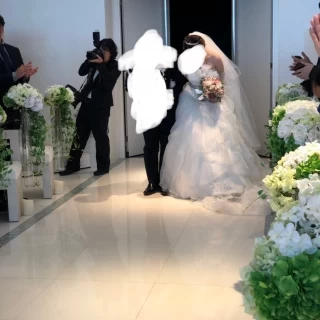チャペル新郎新婦退場