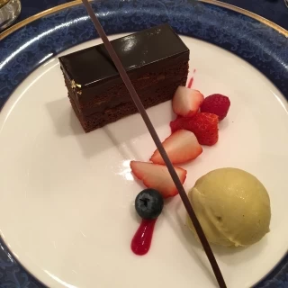 お料理の最後のデザートです。