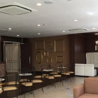待合室は、落ち着いた雰囲気でゆっくりと過ごすことができました