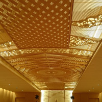 木曽檜を使用した天井の組子細が素敵でした。
