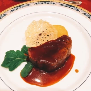 フォアグラとステーキは1番美味しく満足できました。