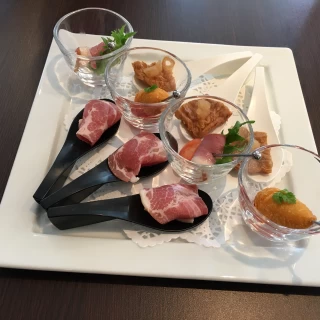 披露宴会場に入る前の軽食