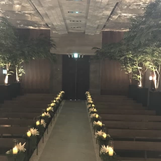 祭壇のから見た感じ。高くなってるからみんなを見渡せる。