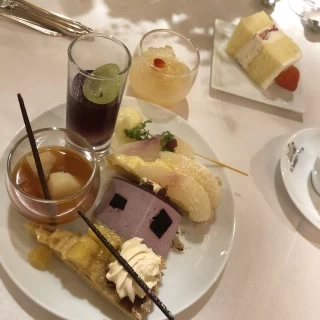 デザートブッフェという演出