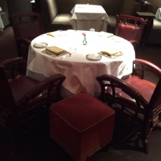 会場