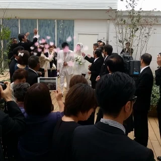 フラワーシャワー