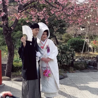 鶴岡八幡宮でロケーションの良いところで撮影してもらえました。