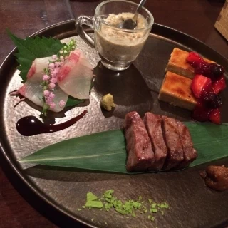 試食させていだだいた一皿目です