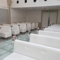 前方から見たチャペル