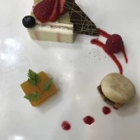 カフェで出てくるようなデザート。オシャレだなと思った。