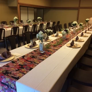 披露宴会場 40名セッティングです