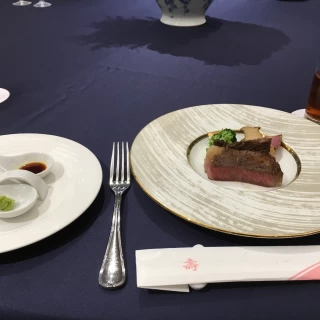 お肉が美味しいです。