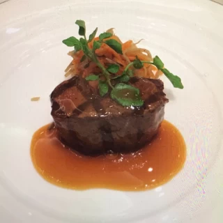お肉料理