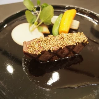 メインのお肉料理