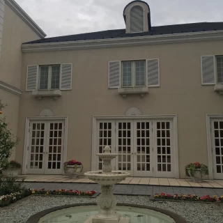 フランス館。邸宅の雰囲気ばっちり