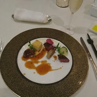 パンがおいしく、各階に一つずつあるキッチンに安心しました。