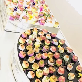 お寿司ビュッフェ