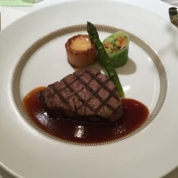 Aコースのお肉
